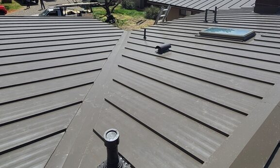 metal roof by Harveys Roofing LLC